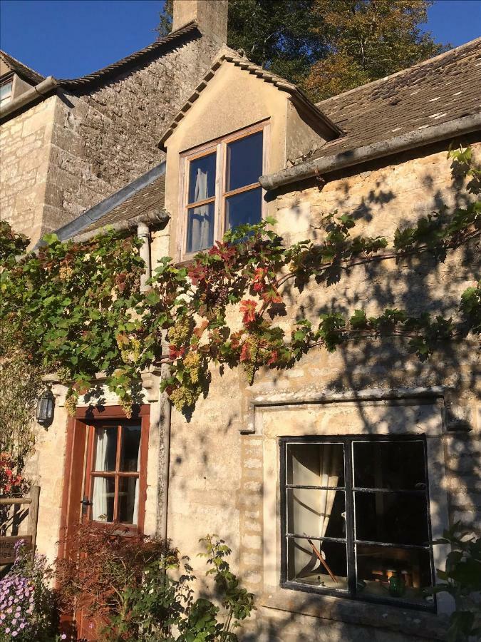 Dove Cottage Bisley  Exterior photo